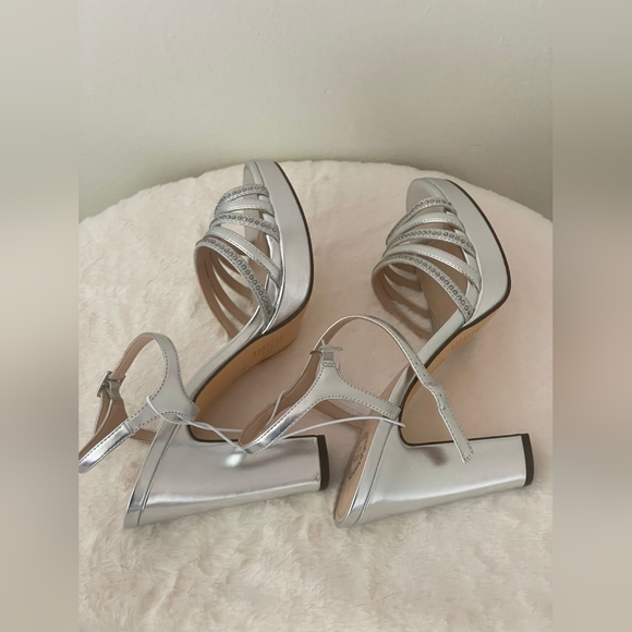 I.Miller Sophisticated Silver High Heel Sandals - Picture 6 of 10